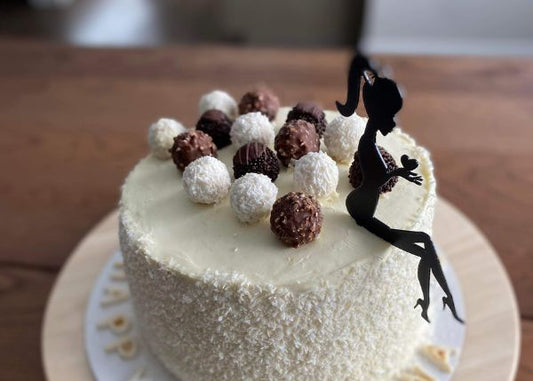 Coconut cake with mascarpone, white chocolate  and almond biscuits "Raffaello Cake" (8inch)